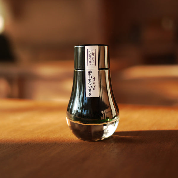 Load image into Gallery viewer, Dominant Industry Pearl 25ml Ink Bottle Natural Green 007