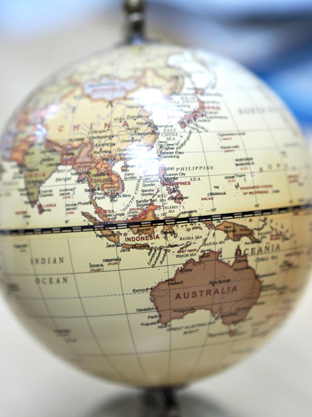 Load image into Gallery viewer, Luxo Antique Globe, Copper Metal Base - 14cm