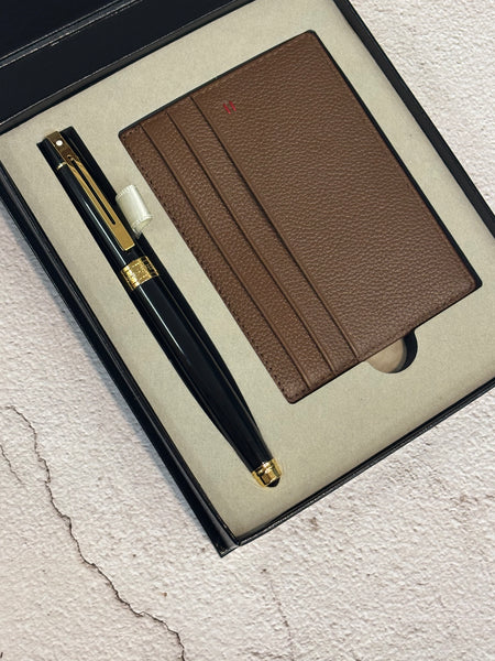 画像をギャラリービューアに読み込む, Sheaffer 300 E9325 Rollerball Pen Gift Set - Glossy Black with Gold-tone Trims with Card Case Bundle