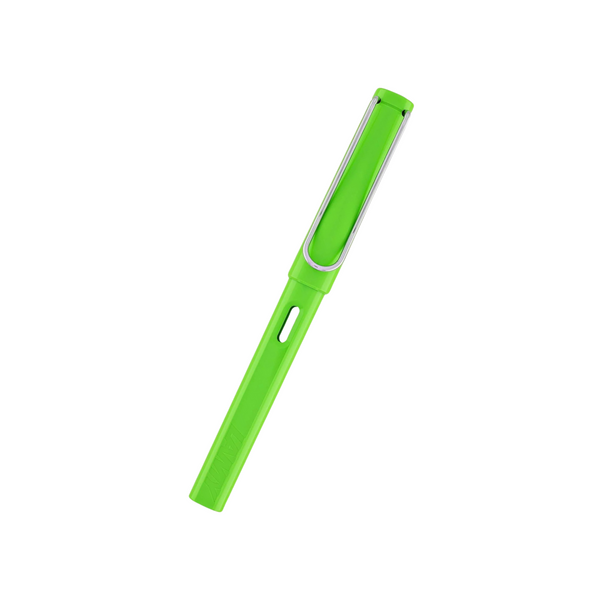 Load image into Gallery viewer, Lamy Safari Fountain Pen Green