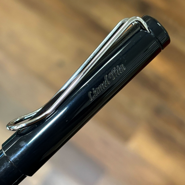 Load image into Gallery viewer, Lamy Safari Rollerball Pen Black