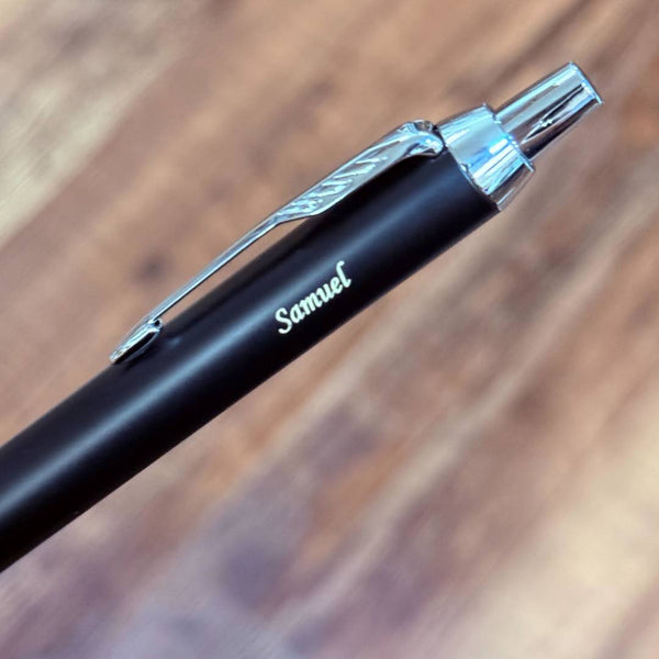 将图片加载到图库查看器,Personalized Name Engraving On Parker IM Black GT Ballpoint Pen