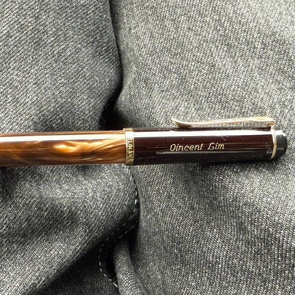 画像をギャラリービューアに読み込む, Personalized Name Engraving On Pelikan Classic M200 Fountain Pen Brown Marble