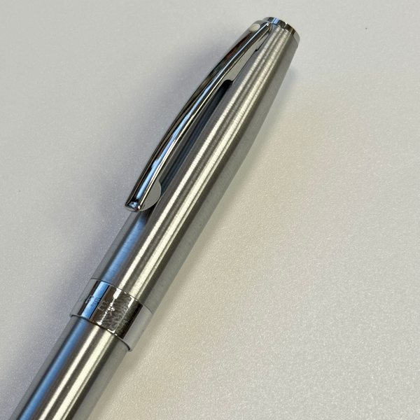 Load image into Gallery viewer, Sheaffer Sagaris Chrome Rollerball Pen & Two Rollerball Refill with Gift Box