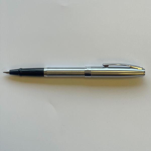 Load image into Gallery viewer, Sheaffer Sagaris Chrome Rollerball Pen & Two Rollerball Refill with Gift Box