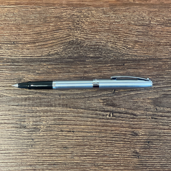 Load image into Gallery viewer, Sheaffer Sagaris Chrome Rollerball Pen & Two Rollerball Refill with Gift Box