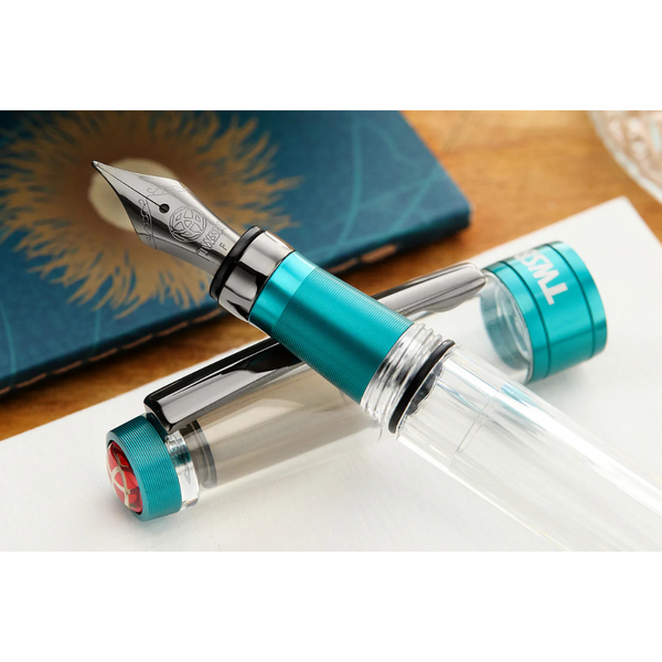 Load image into Gallery viewer, TWSBI Diamond 580 AL R Fountain Pen - Caribbean with Onyx