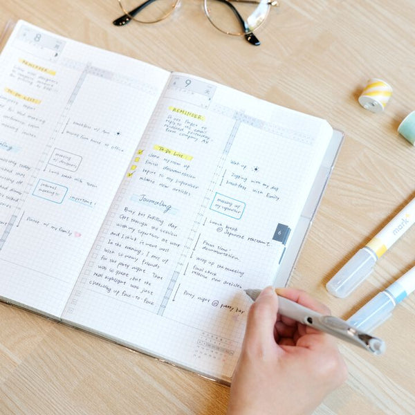 이미지를 갤러리 뷰어에 로드 , Jibun Techno Days 2026 A5 Slim Diary featuring a central 24-hour timeline. Perfect for those who want to manage multiple aspects of life in one book and love to write extensively.