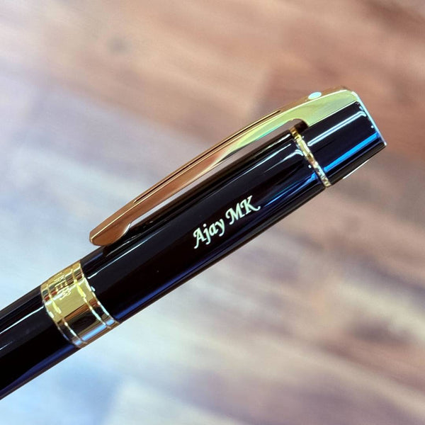 画像をギャラリービューアに読み込む, Personalized Name Engraving On Sheaffer 300 E9325 Rollerball Pen Gift Set - Glossy Black with Gold-tone Trims with Card Case Bundle