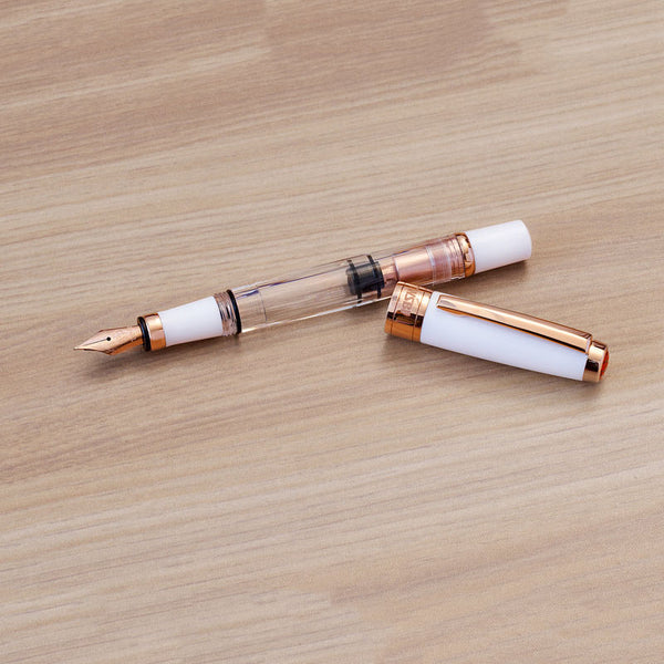 画像をギャラリービューアに読み込む, TWSBI Diamond 580 Fountain Pen White RG II, TWSBI, Fountain Pen, twsbi-diamond-580-fountain-pen-white-rg-ii, Black, can be engraved, Clear, demonstrator, Cityluxe