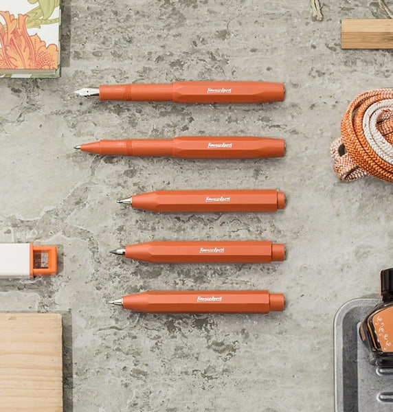 画像をギャラリービューアに読み込む, Kaweco Skyline Sport Fountain Pen Fox, Kaweco, Fountain Pen, kaweco-skyline-sport-fountain-pen-fox-medium, Bullet Journalist, can be engraved, Kaweco Sport, new arrival, Orange, Pen Lovers, Cityluxe