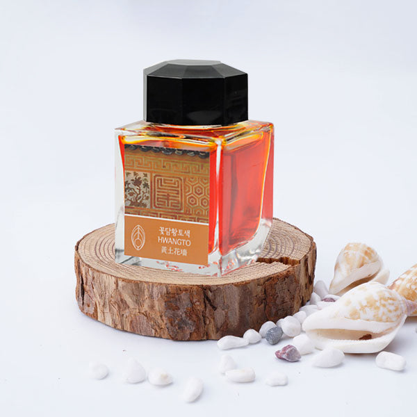 将图片加载到图库查看器,3 Oysters I.COLOR.U 38ml Ink Bottle Hwangto, 3 Oysters, Ink Bottle, 3-oysters-i-color-u-38ml-ink-bottle-hwangto, 3 Oysters I.COLOR.U, Ink & Refill, Ink bottle, Orange, Pen Lovers, Cityluxe