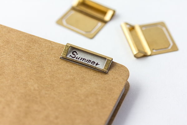 Load image into Gallery viewer, Traveler's Company Brass Index Clip, Traveler's Company, Index Plate, travelers-company-brass-index-clip, For Travellers, Traveler, Cityluxe