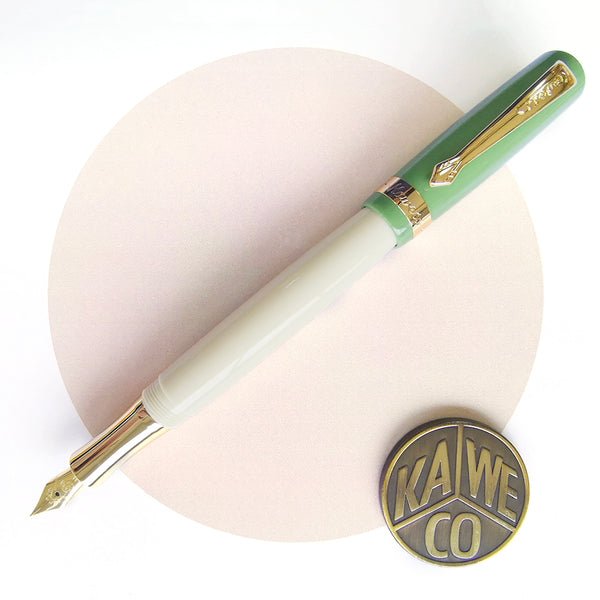 이미지를 갤러리 뷰어에 로드 , Kaweco Student Fountain Pen 60's Swing, Kaweco, Fountain Pen, kaweco-student-fountain-pen-60s-swing, can be engraved, Green, Novelties Spring 2020, Cityluxe