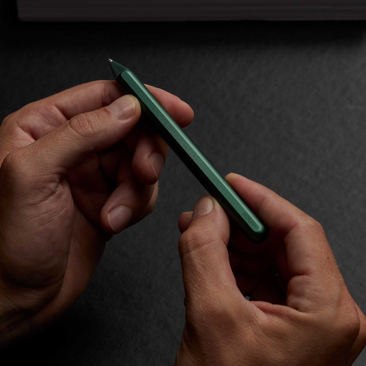 Stilform AEON Aurora Green Aluminium Ballpoint Pen (3)
