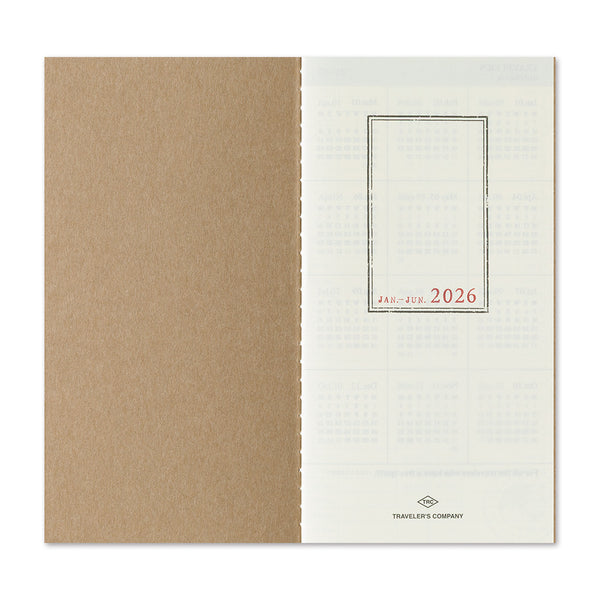 将图片加载到图库查看器，TRAVELER&#39;S notebook Refill 2026 featuring a weekly schedule with memo space, grid pages, monthly calendar and a bonus Diary guide with sticker.
