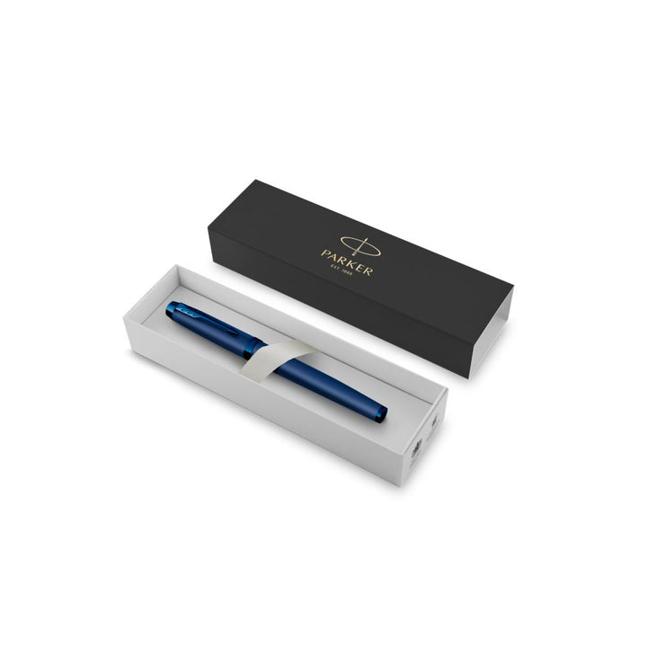 Parker IM PROFESSIONAL Fountain Pen Monochrome Blue — Parker fountain pen — precision nib writing instrument, at Cityluxe Singapore stationery store