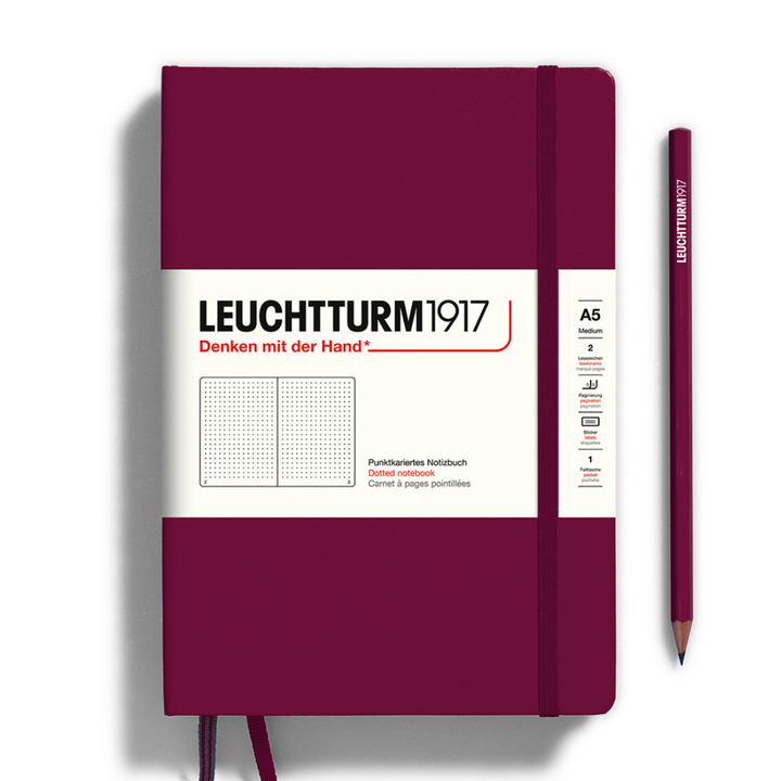 Leuchtturm1917 ハードカバー A5 ミディアム ノートブック ポート レッド - 点線