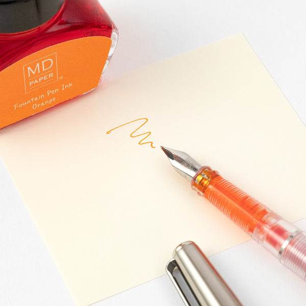 画像をギャラリービューアに読み込む, [LIMITED EDITION] MD Fountain Pen With Bottled Ink Orange

