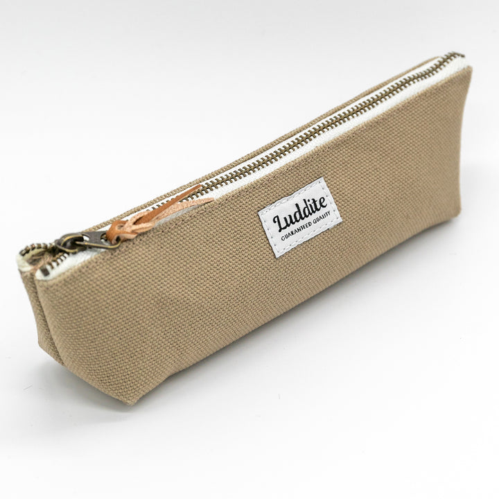 Luddite Kurashiki Canvas Pen Case S - Greige — tip detail