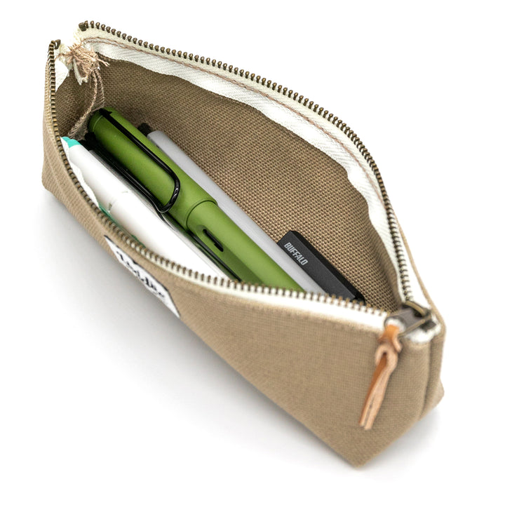 Luddite Kurashiki Canvas Pen Case S - Greige — barrel detail