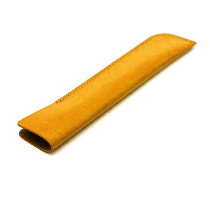 Luddite THE POST Bonded Leather Fiber Pen Sheath - Camel — writing at an angle