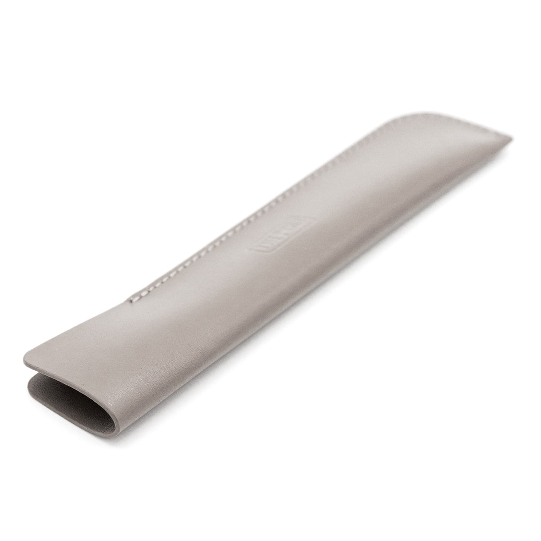 Luddite THE POST Bonded Leather Fiber Pen Sheath - Greige — tip detail