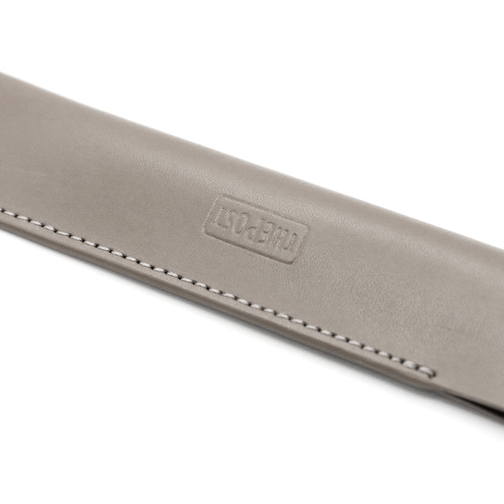 Luddite THE POST Bonded Leather Fiber Pen Sheath - Greige — barrel detail