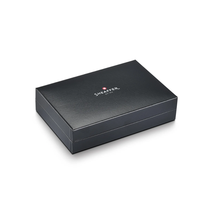 Sheaffer Legacy 9065 Bi-color Black Barrel and Chrome Cap Fountain Pen with 14K IP Gold-Plated Nib and Trims