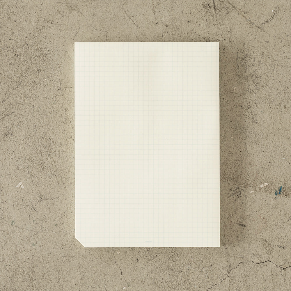MD Notebook Paper Pad A5 - Grid — side view