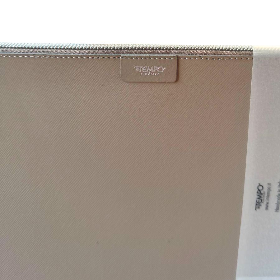 InTempo A5 Document Holder — In Tempo document holder — premium stationery and lifestyle, at Cityluxe Singapore