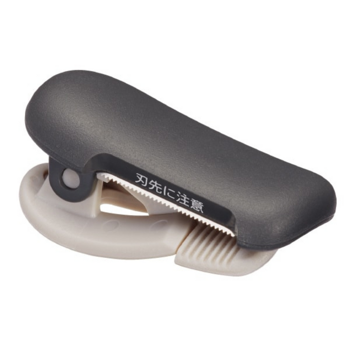 (DC) Kokuyo Me Clip-Type Tape Cutter (10-15mm) - Grayish Black