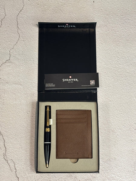 将图片加载到图库查看器，Sheaffer 300 E9325 Rollerball Pen Gift Set - Glossy Black with Gold-tone Trims with Card Case Bundle
