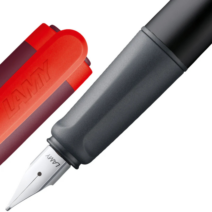 LAMY Nexx Fountain Pen - Gryffindor — barrel detail