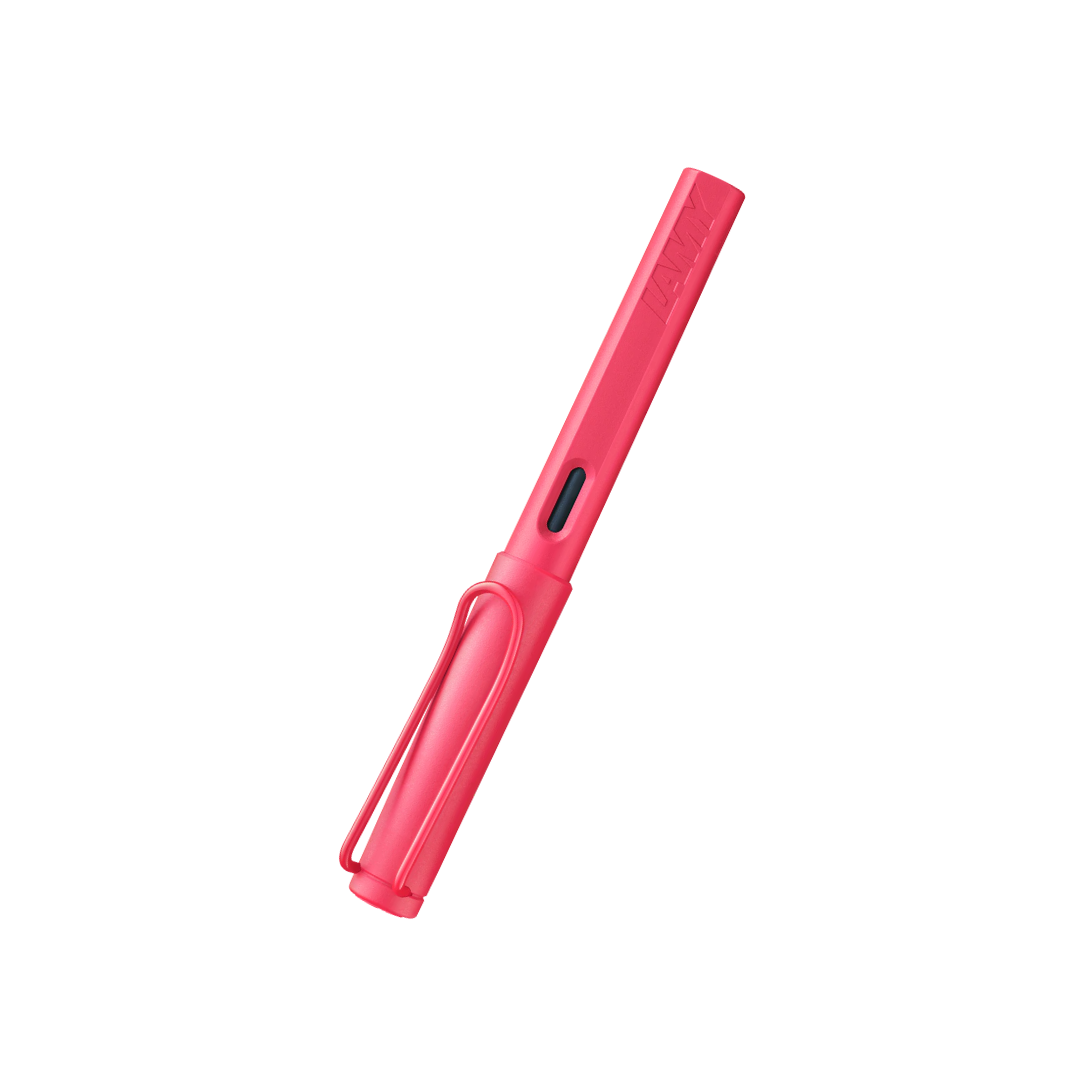 LAMY Safari Fountain Pen - Sunset Coral — uncapped with cap posted