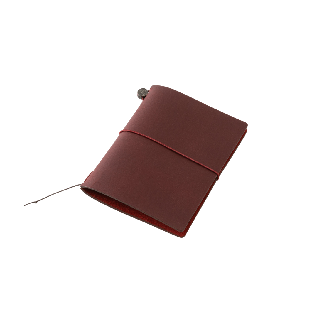 TRAVELER's notebook Passport Size LOVE AND TRIP - Red