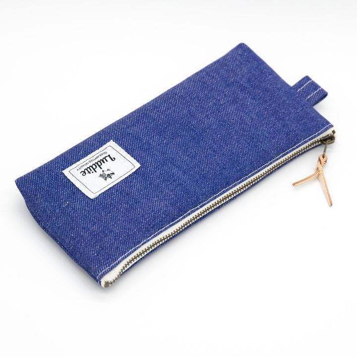 Luddite Pen Case M - Okayama Denim Blue — writing at an angle