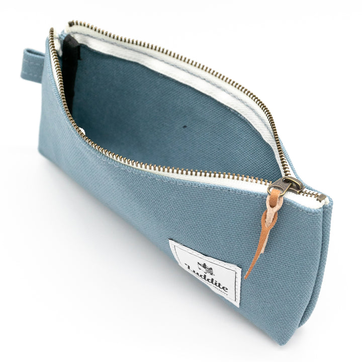 Luddite Kurashiki Canvas Pen Case M - Blue Gray — writing at an angle