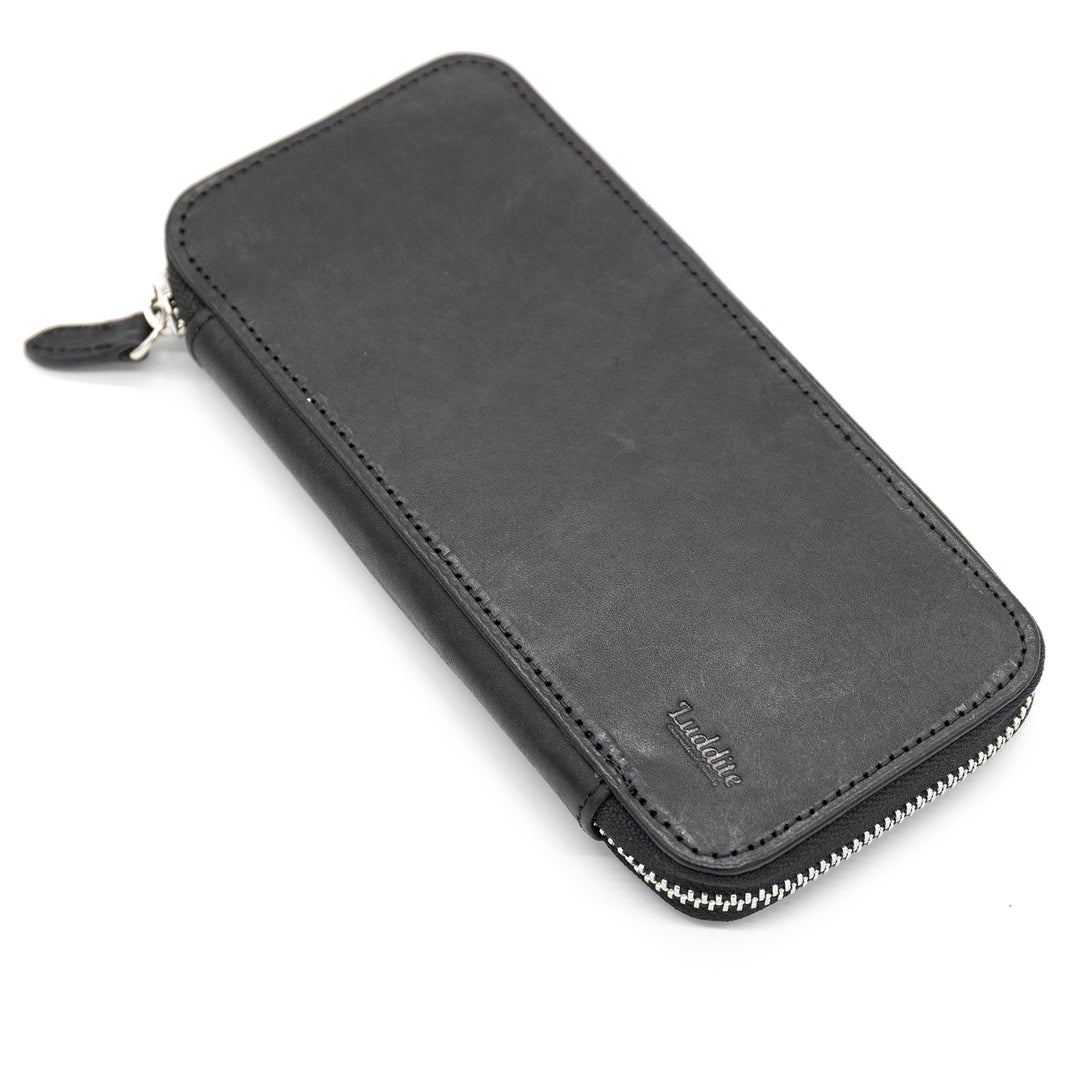 Luddite MAYA Roundzip Pencase Essential - Black — tip detail
