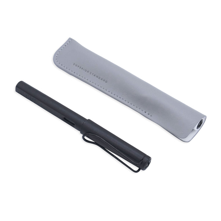 Luddite Superior Standard PU Leather Pen Holder - Gray — barrel detail