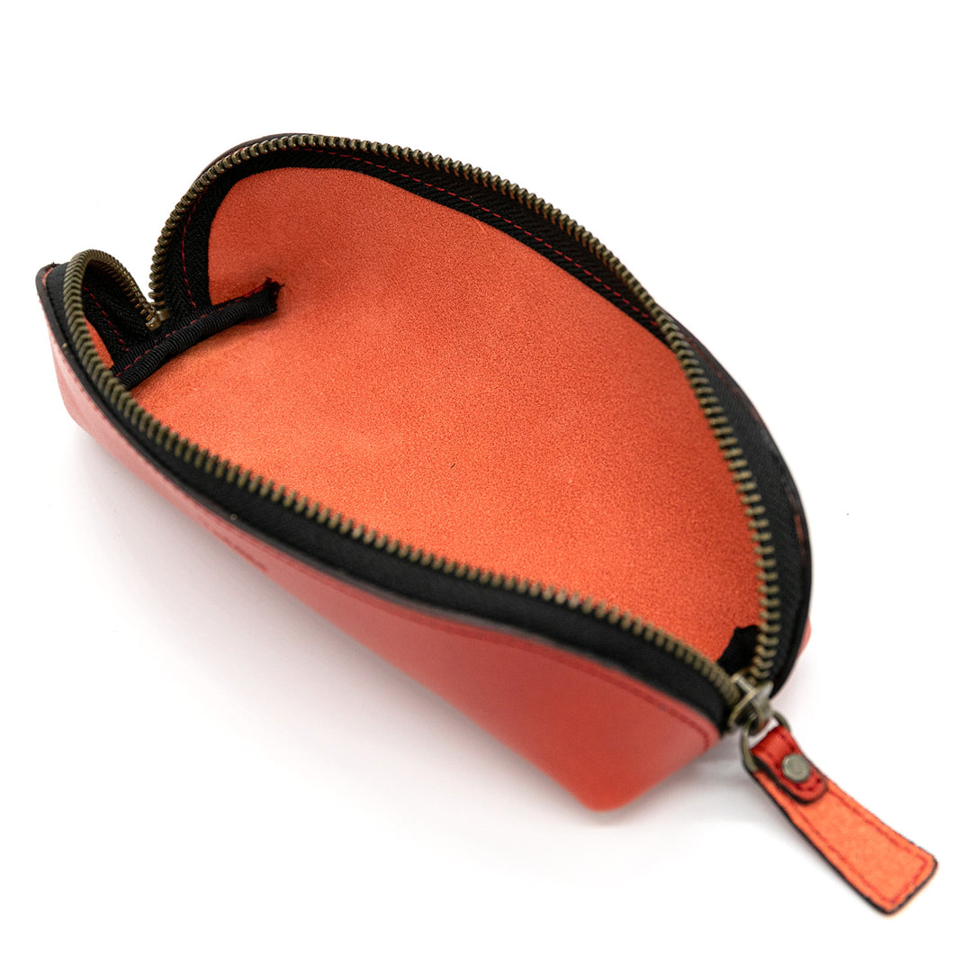 Luddite Trattoria Leather Pen Case - Red — writing at an angle