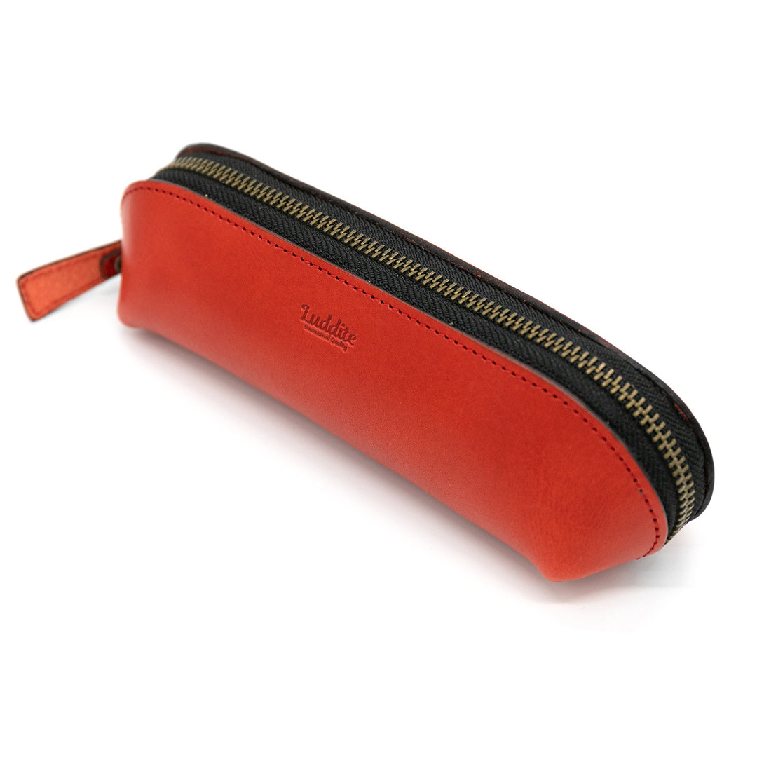 Luddite Trattoria Leather Pen Case - Red — tip detail