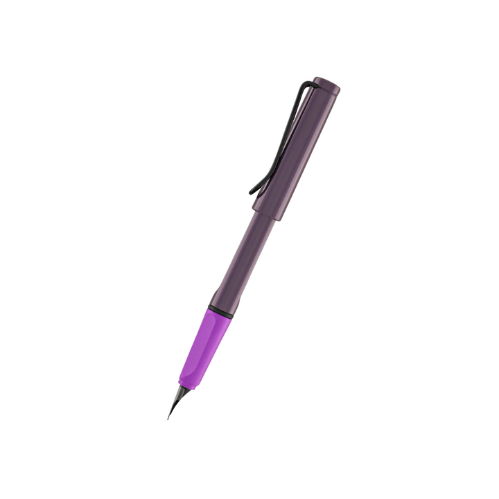 LAMY 0D8 Safari Fountain Pen - Violet Blackberry [Pre-Order] — nib close-up