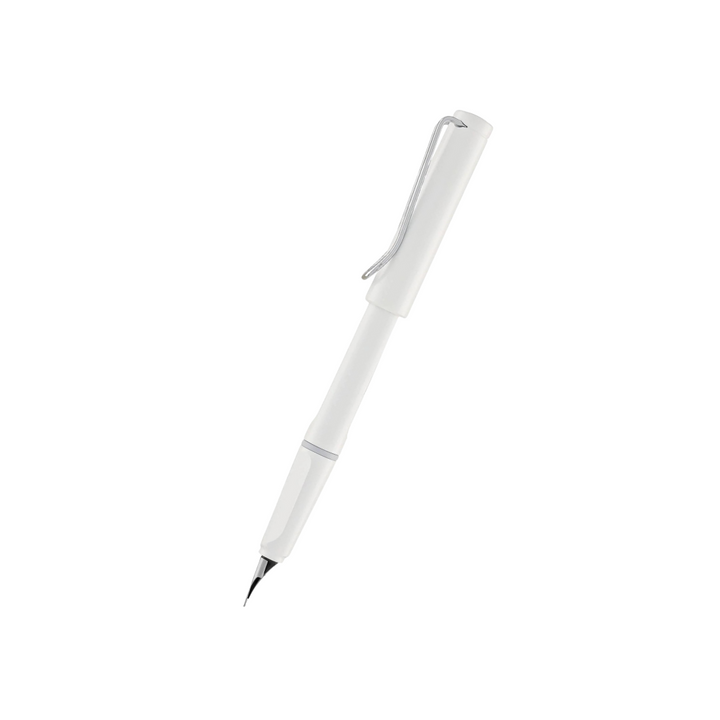 Lamy Safari Fountain Pen White — nib close-up