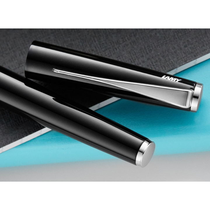 라미 스튜디오 만년필 피아노 블랙