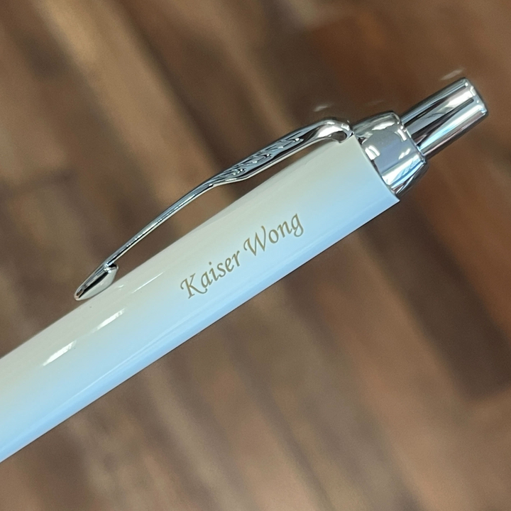 Parker IM Ballpoint Pen Gift Set - White Chrome Trim with Pen Sleeve
