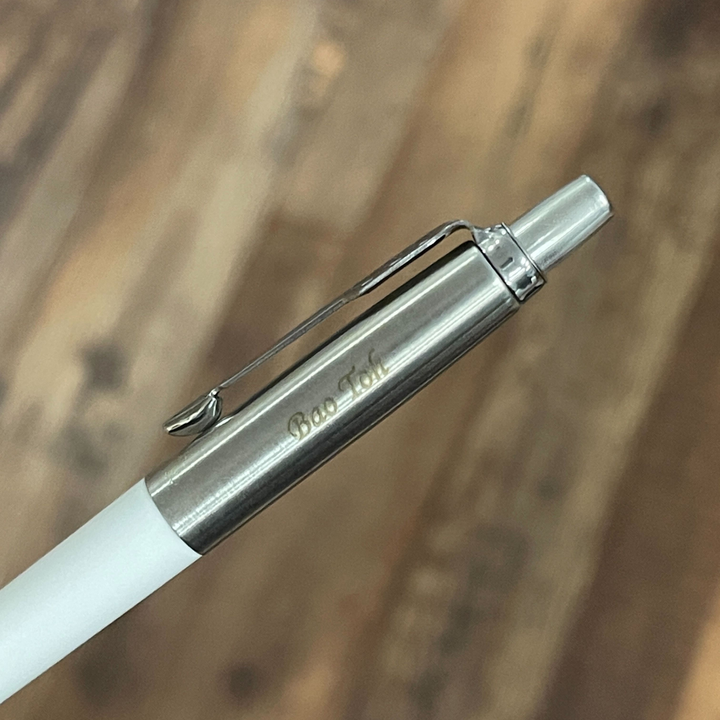 Parker Jotter Originals Ballpoint Pen in Pearl Grey — Parker ballpoint pen — reliable smooth-writing everyday pen, at Cityluxe Singapore