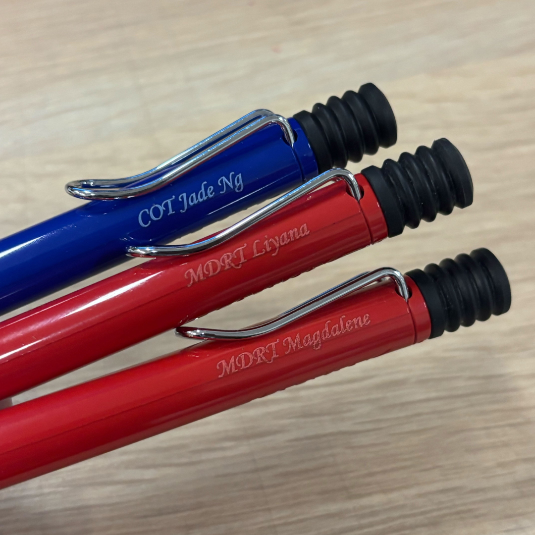 Personalized Name Engraving On Lamy Safari Ballpoint Pen Red