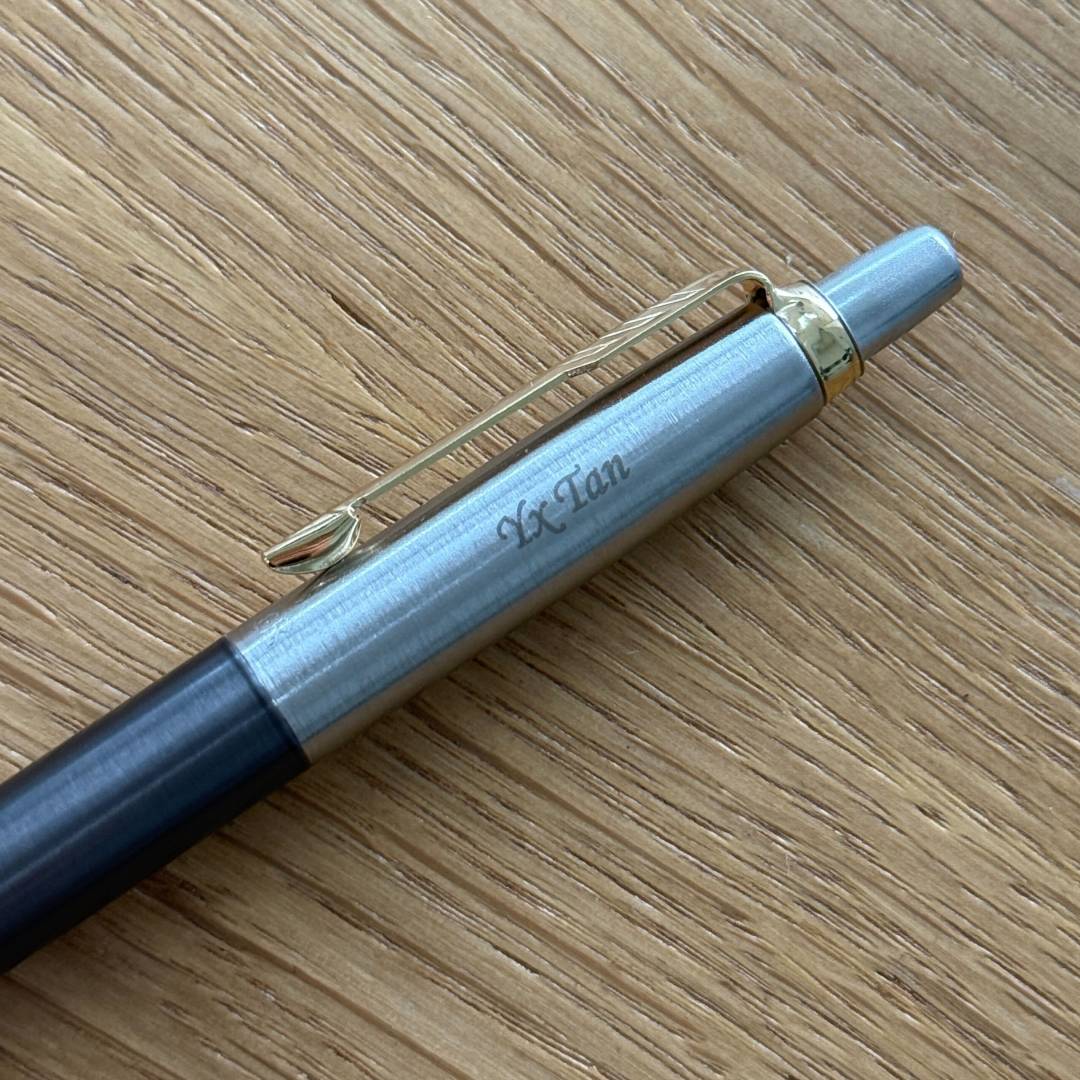 Personalized Name Engraving On Parker Giftset Jotter XL Grey Core GT BP w/Leather Pen Sleeve Ring