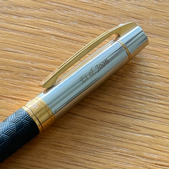 Personalised name engraving on Sheaffer 300 E9347 Engraved Matt Black With Gold Trims Ballpoint Pen
